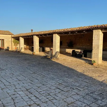 Di Cutalia - Cutalia Casa rural Camemi